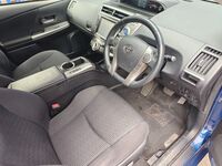 TOYOTA PRIUS+