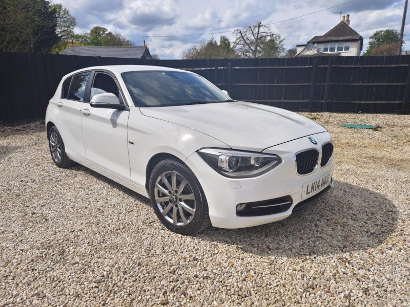 BMW 1 SERIES