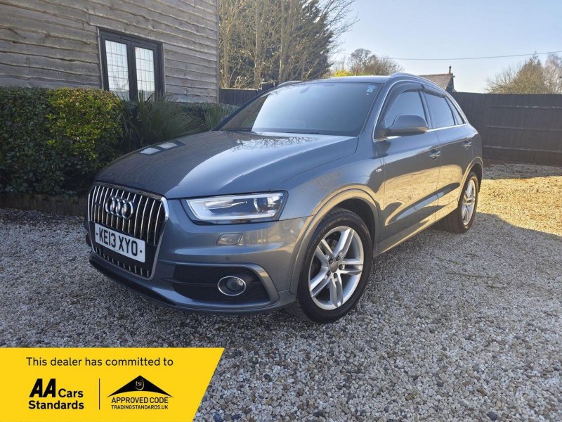 AUDI Q3