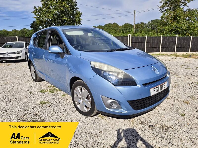 RENAULT GRAND SCENIC