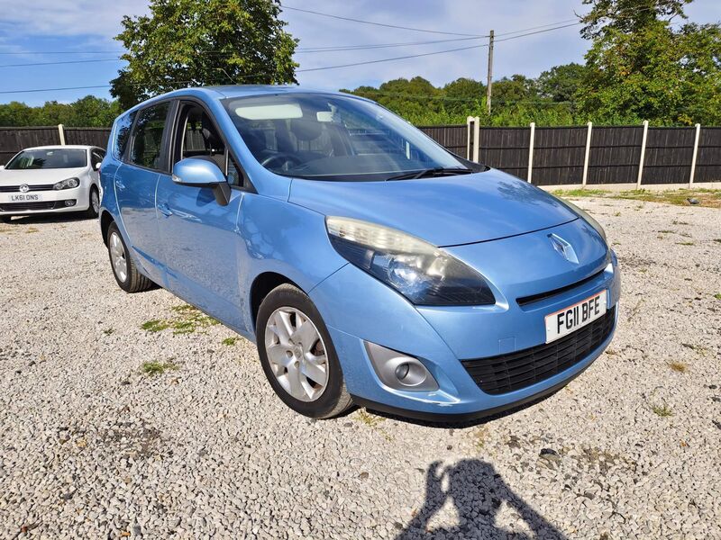 RENAULT GRAND SCENIC