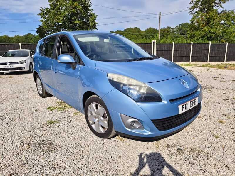 RENAULT GRAND SCENIC