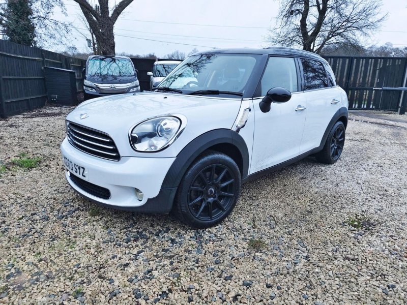MINI COUNTRYMAN