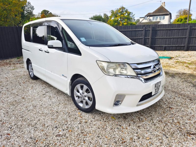 NISSAN SERENA