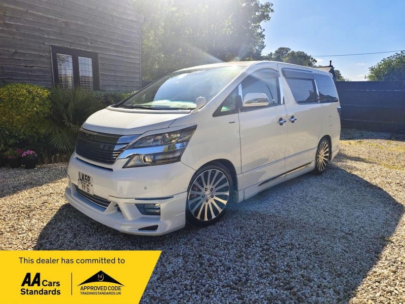 TOYOTA VELLFIRE