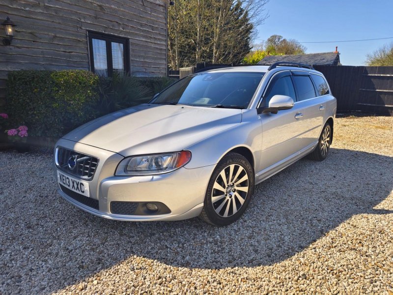 VOLVO V70