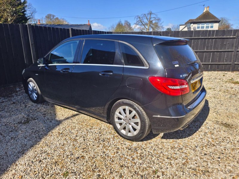 MERCEDES-BENZ B CLASS