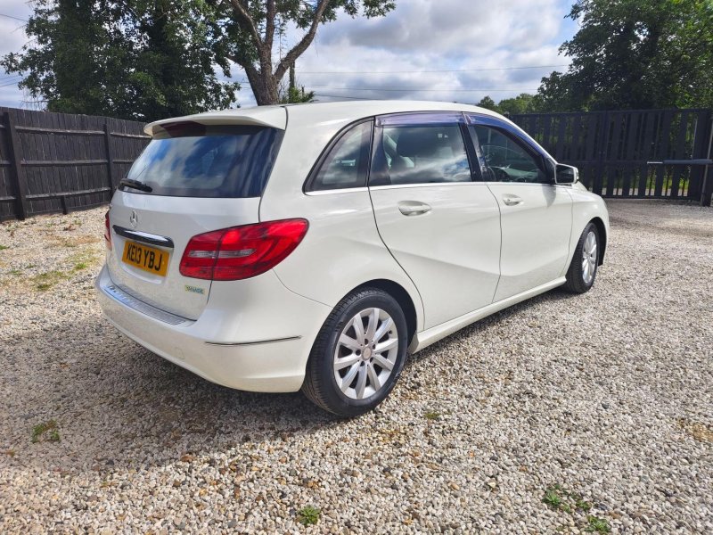 MERCEDES-BENZ B CLASS