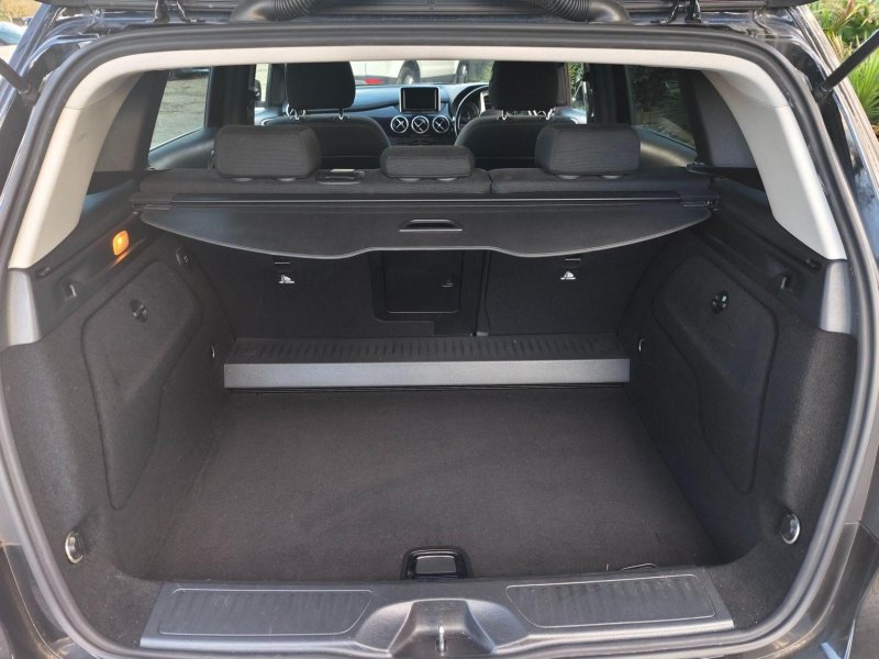 MERCEDES-BENZ B CLASS