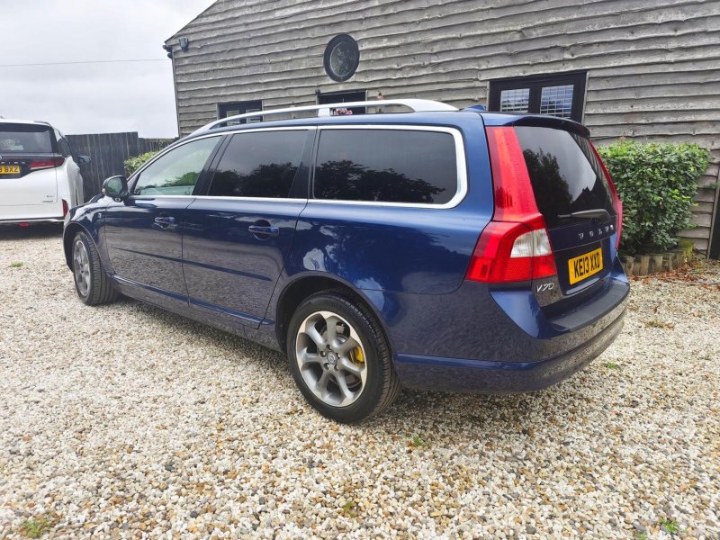 VOLVO V70